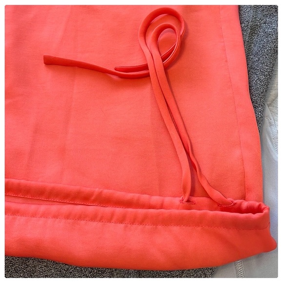 đź’•Elevate your style with this Beautiful Orange BCBG Blouseđź’• - Picture 10 of 12